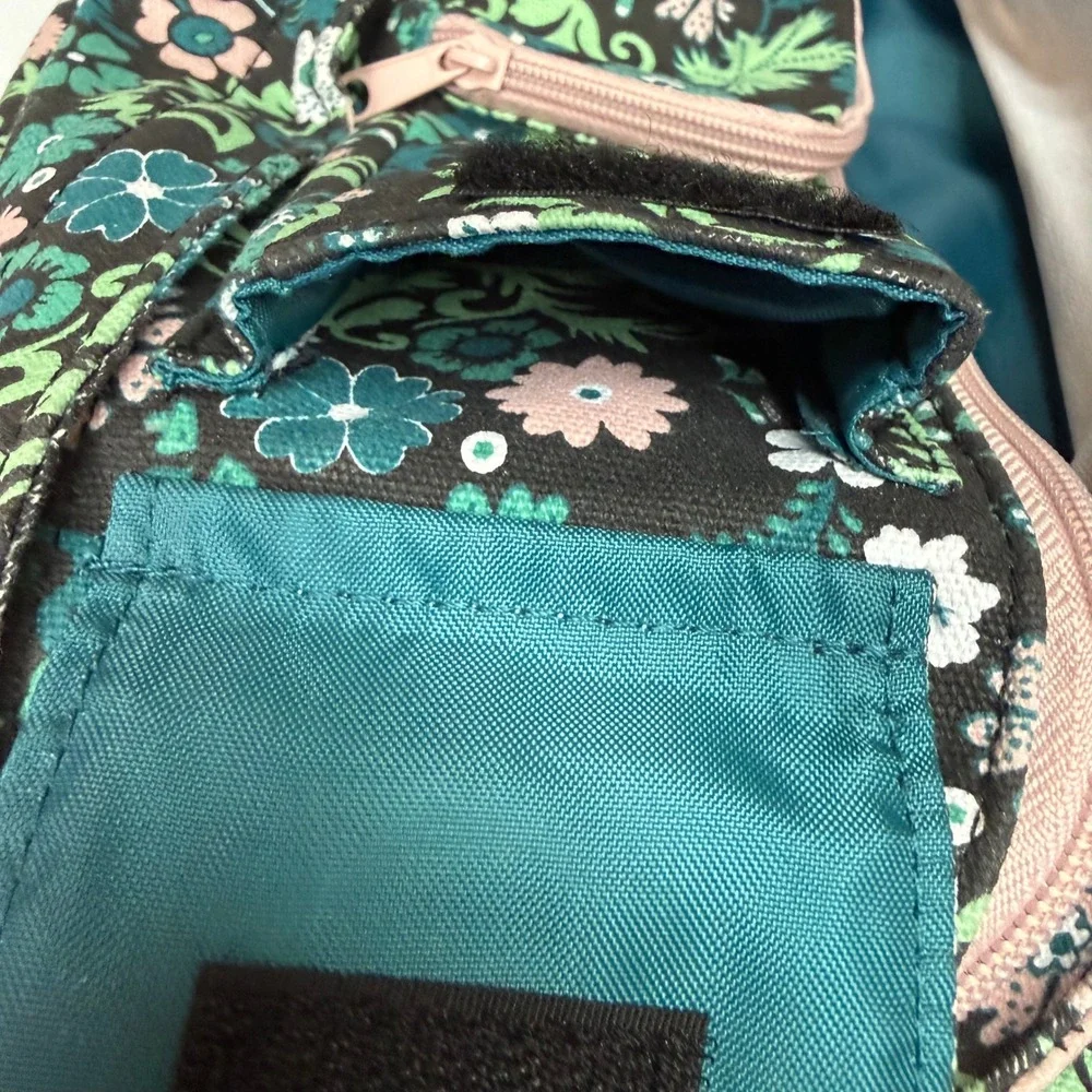 KAVU Rope Bag Women Green Floral Canvas Sling Crossbody Hike Backpack Gorpcore